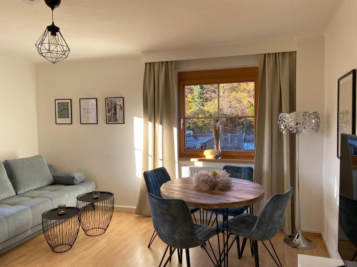 Gemuetliche Wohnung Mit Gartenblick Инсбрук Екстериор снимка